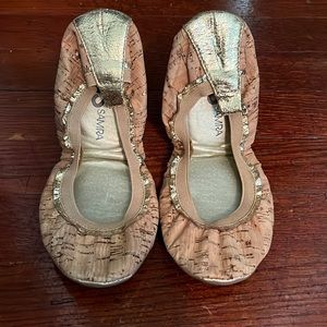 Yosi Samra Flats, Cork and Gold, Size 6
